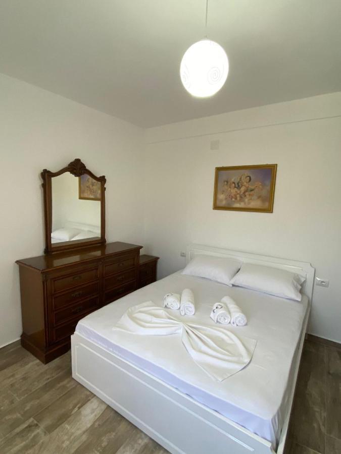 Vila Arlind Ξενοδοχείο Vlorë Εξωτερικό φωτογραφία