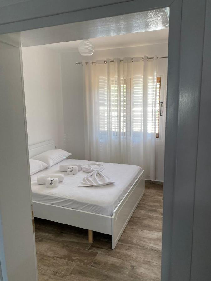 Vila Arlind Ξενοδοχείο Vlorë Εξωτερικό φωτογραφία